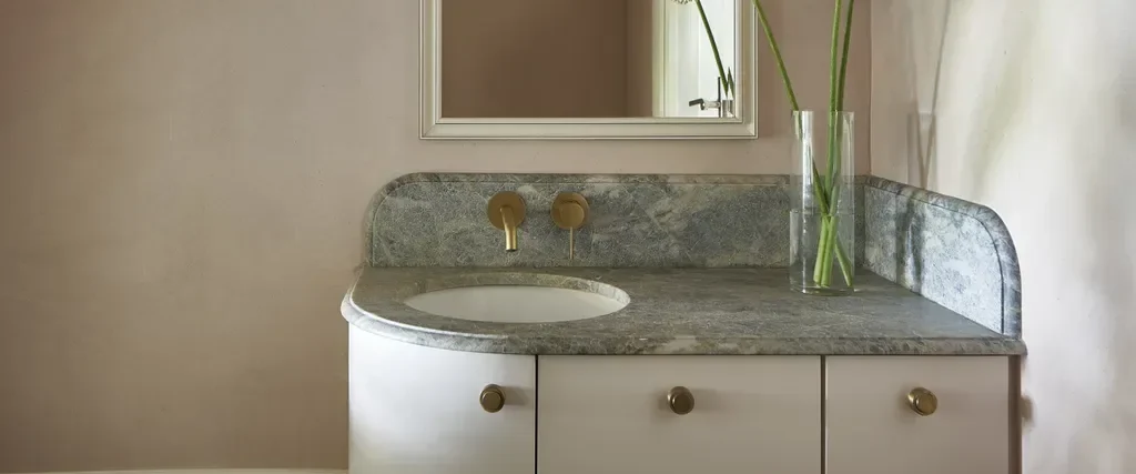 Design Thinking Behind Bathroom Vanity Choices Today